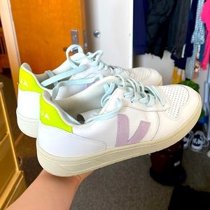 Madewell x Veja™ Leather and Suede V-10 Sneakers in Pastel Neon Colorblock